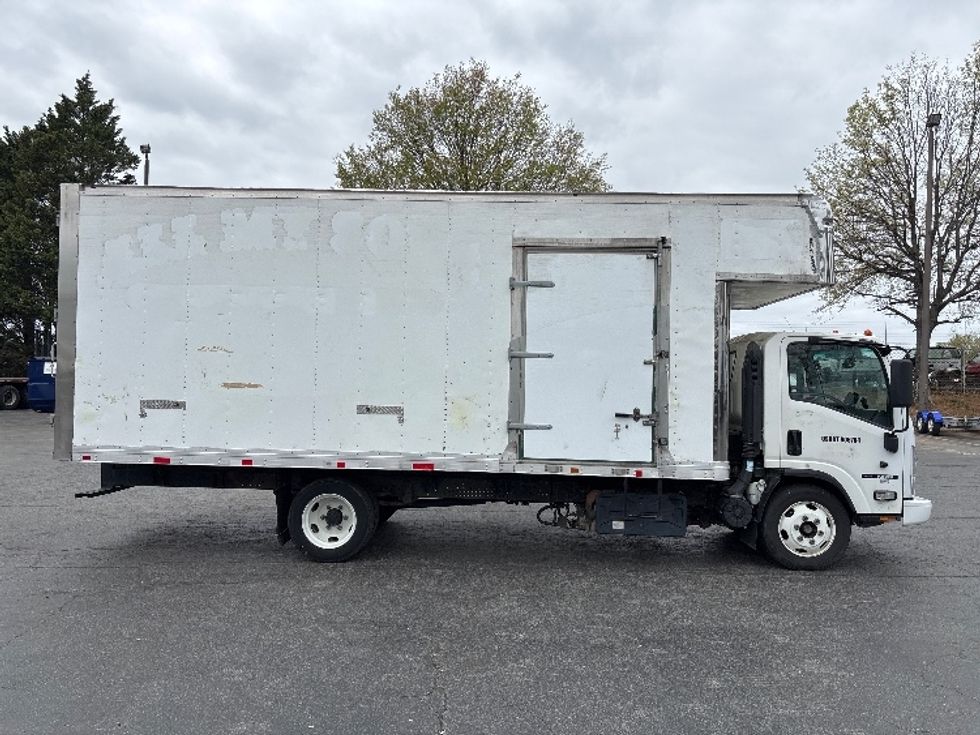 Medium Duty Box Truck-Light and Medium Duty Trucks-Isuzu-2020-NRR-Concord-NC-71,212\n\t\tmiles-$ 50,750 - Image 15