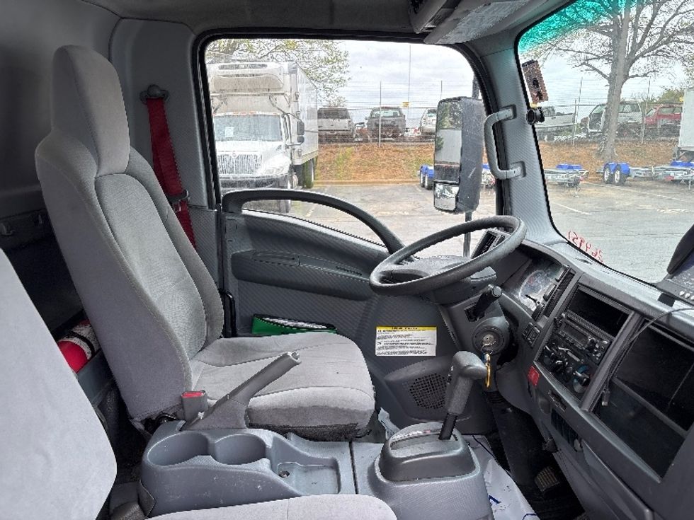 Medium Duty Box Truck-Light and Medium Duty Trucks-Isuzu-2020-NRR-Concord-NC-71,212\n\t\tmiles-$ 50,750 - Image 22