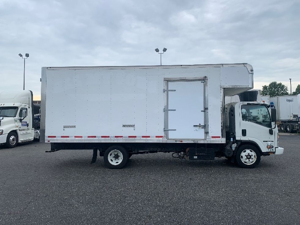 Medium Duty Box Truck-Light and Medium Duty Trucks-Isuzu-2020-NRR-Concord-NC-77,533\n\t\tmiles-$ 46,750 - Image 14
