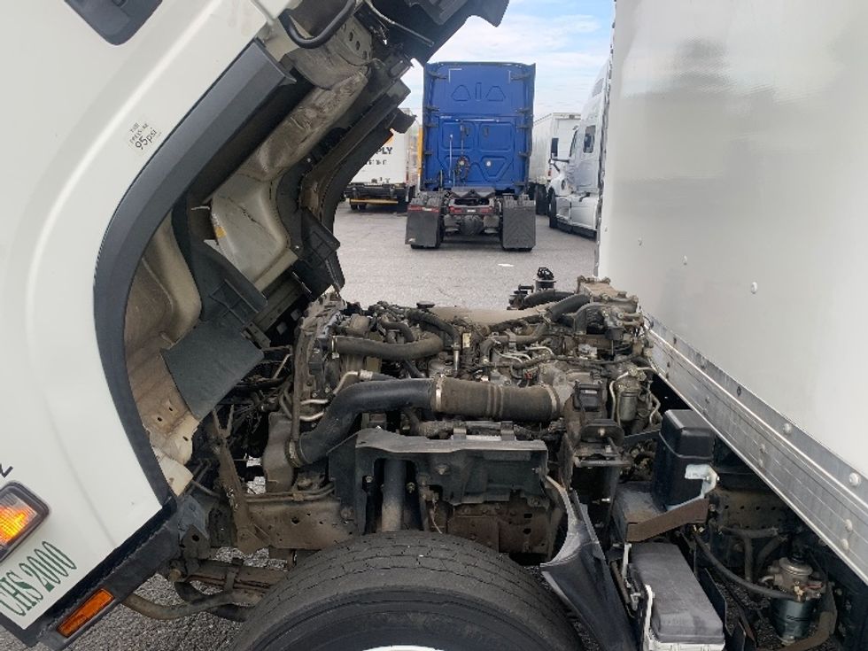 Medium Duty Box Truck-Light and Medium Duty Trucks-Isuzu-2020-NRR-Concord-NC-77,533\n\t\tmiles-$ 46,750 - Image 23