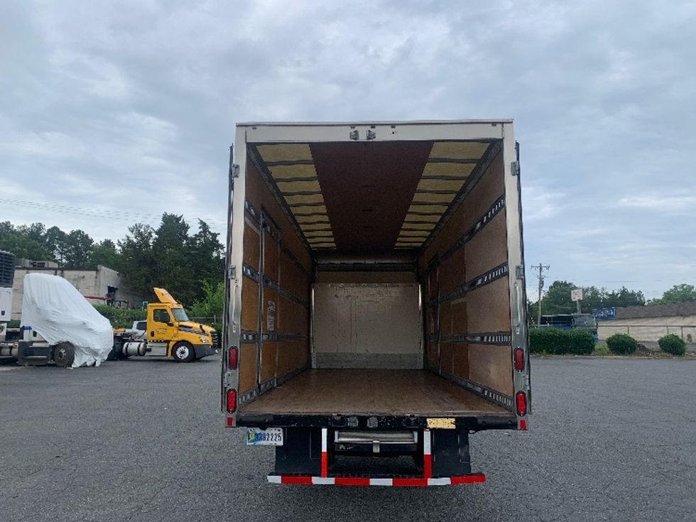 Medium Duty Box Truck-Light and Medium Duty Trucks-Isuzu-2020-NRR-Concord-NC-77,533\n\t\tmiles-$ 46,750 - Image 8
