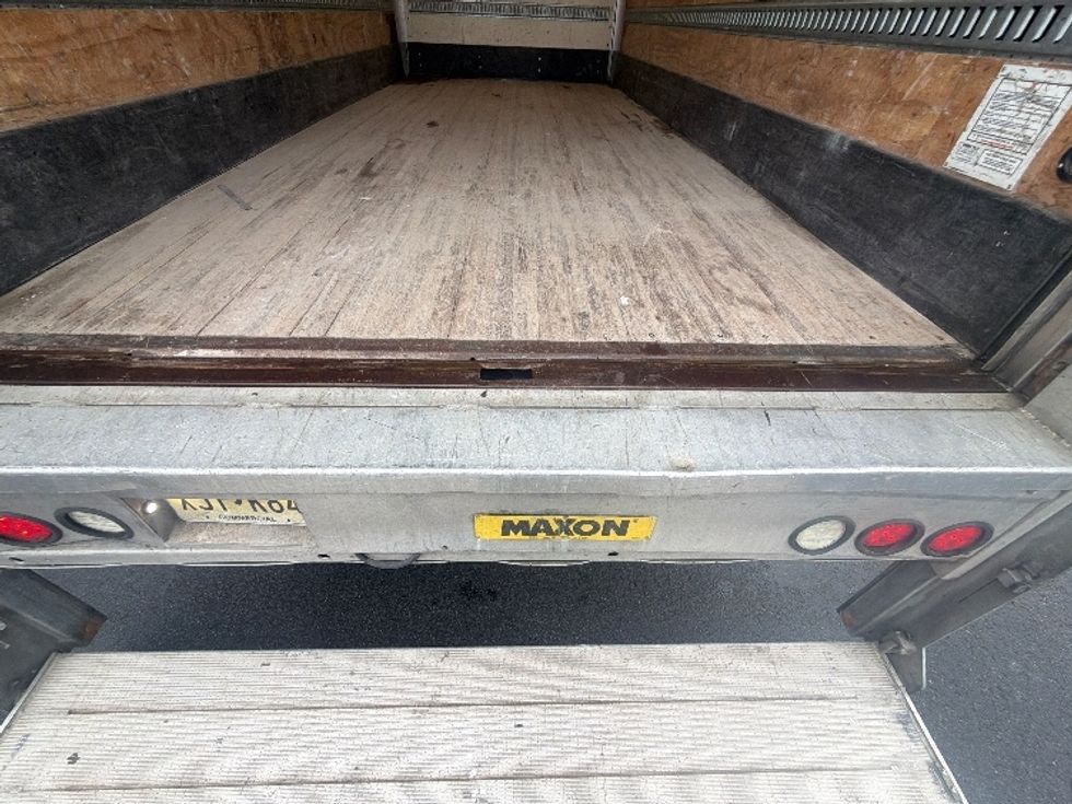 Medium Duty Box Truck-Light and Medium Duty Trucks-Isuzu-2020-NRR-Cranbury-NJ-118,694\n\t\tmiles-$ 45,000 - Image 10