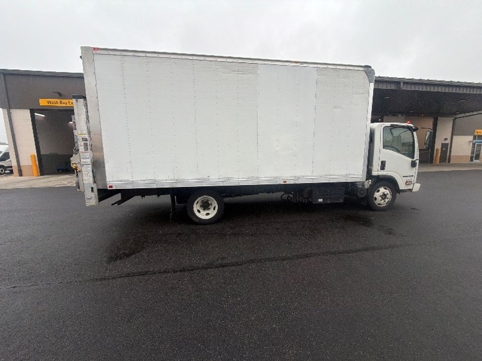 Medium Duty Box Truck-Light and Medium Duty Trucks-Isuzu-2020-NRR-Cranbury-NJ-118,694\n\t\tmiles-$ 45,000 - Image 15