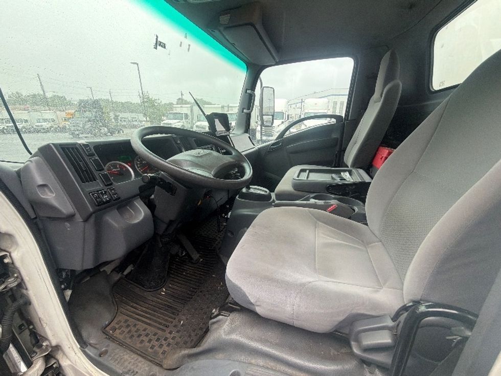 Medium Duty Box Truck-Light and Medium Duty Trucks-Isuzu-2020-NRR-Cranbury-NJ-118,694\n\t\tmiles-$ 45,000 - Image 17