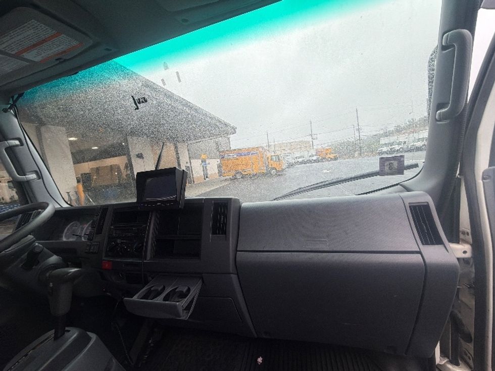 Medium Duty Box Truck-Light and Medium Duty Trucks-Isuzu-2020-NRR-Cranbury-NJ-118,694\n\t\tmiles-$ 45,000 - Image 21