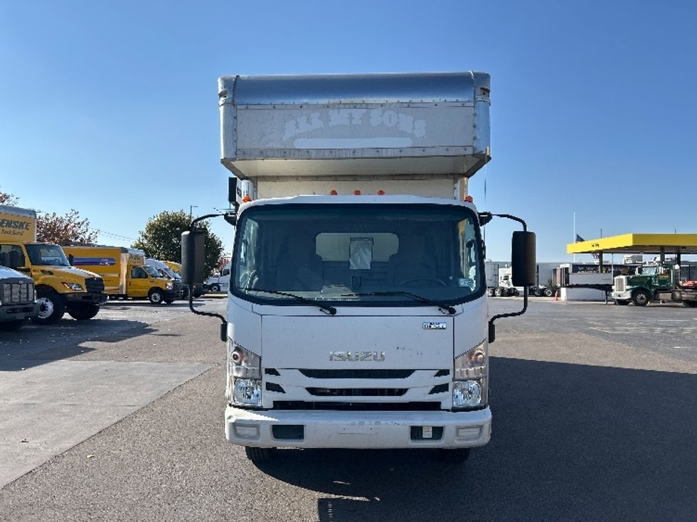 Medium Duty Box Truck-Light and Medium Duty Trucks-Isuzu-2020-NRR-Dallas-TX-116,730\n\t\tmiles-$ 44,250 - Image 2