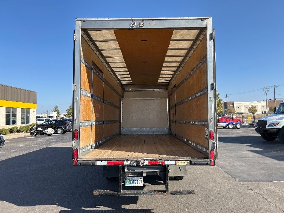 Medium Duty Box Truck-Light and Medium Duty Trucks-Isuzu-2020-NRR-Dallas-TX-116,730\n\t\tmiles-$ 44,250 - Image 8