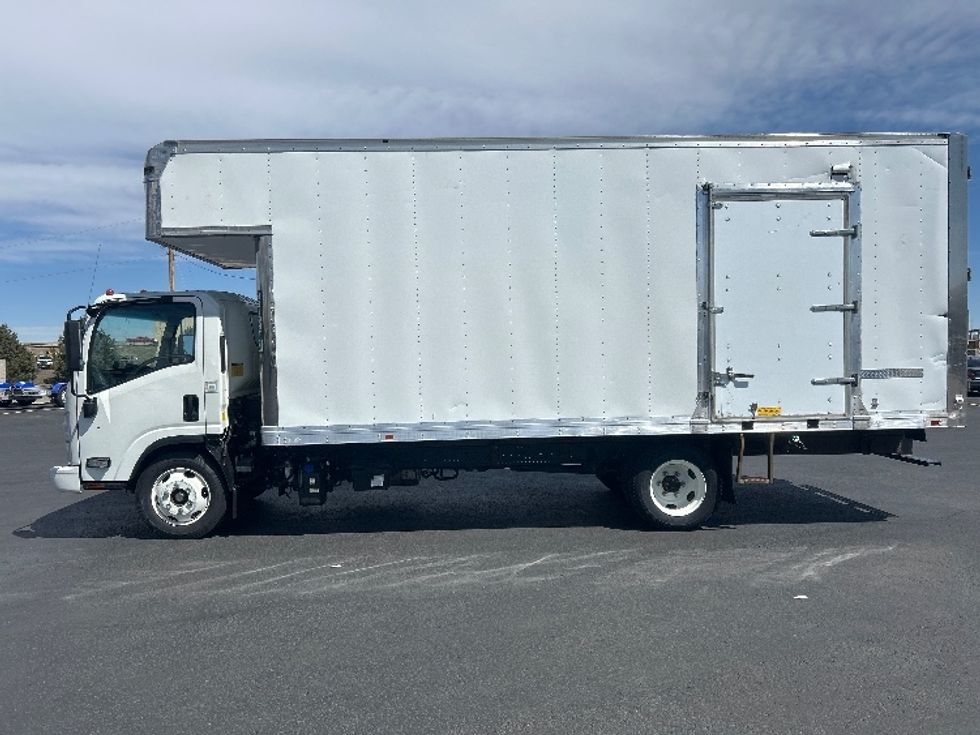 Medium Duty Box Truck-Light and Medium Duty Trucks-Isuzu-2020-NRR-Denver-CO-89,000\n\t\tmiles-$ 47,500 - Image 4