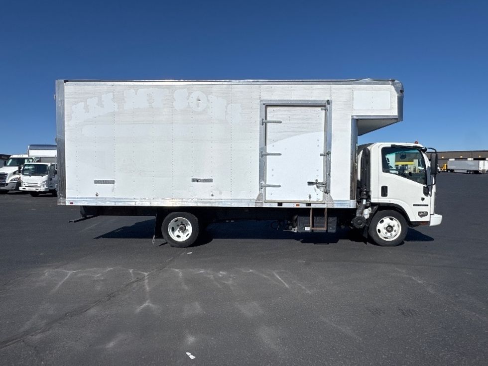 Medium Duty Box Truck-Light and Medium Duty Trucks-Isuzu-2020-NRR-Denver-CO-91,600\n\t\tmiles-$ 47,250 - Image 15