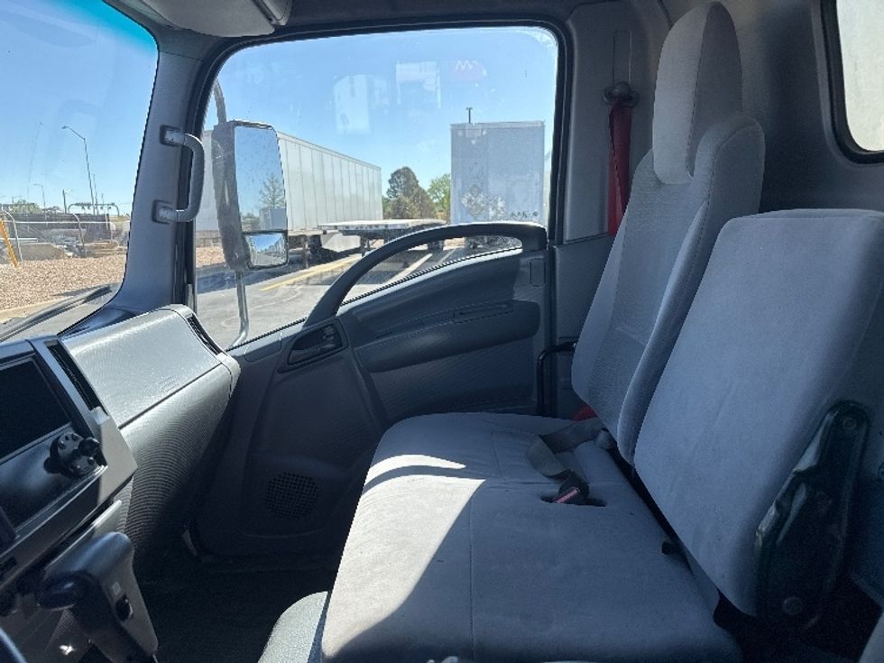 Medium Duty Box Truck-Light and Medium Duty Trucks-Isuzu-2020-NRR-Denver-CO-91,600\n\t\tmiles-$ 47,250 - Image 19