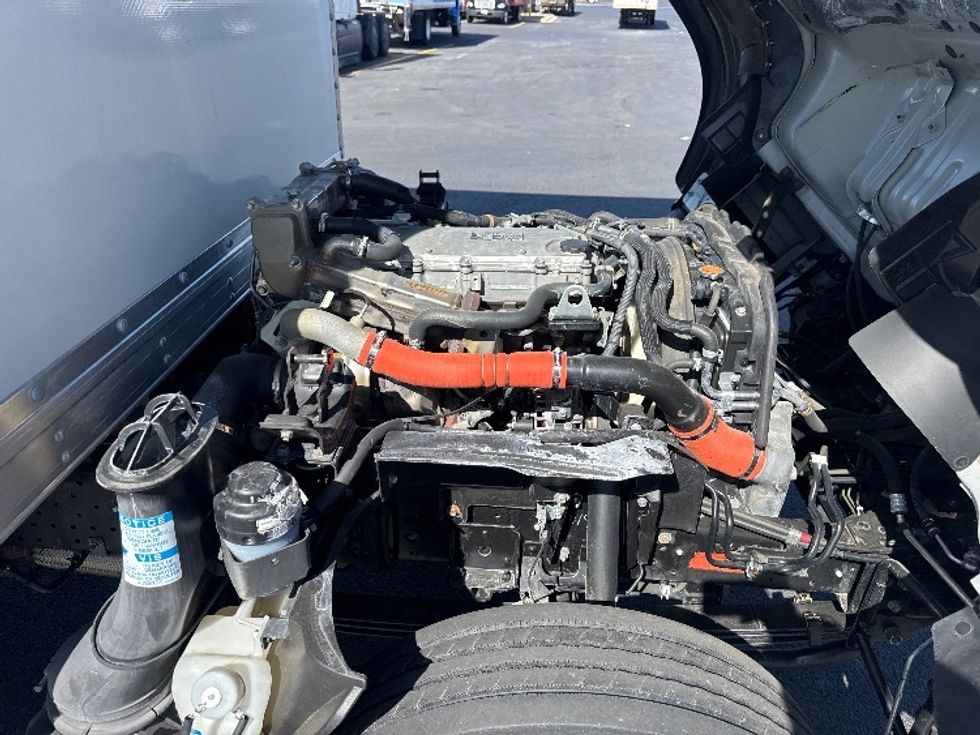 Medium Duty Box Truck-Light and Medium Duty Trucks-Isuzu-2020-NRR-Denver-CO-91,600\n\t\tmiles-$ 47,250 - Image 23