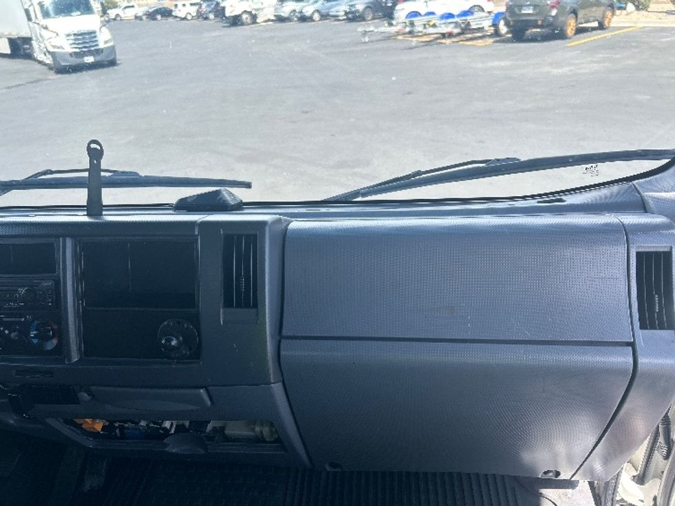Medium Duty Box Truck-Light and Medium Duty Trucks-Isuzu-2020-NRR-Denver-CO-92,945\n\t\tmiles-$ 47,000 - Image 21