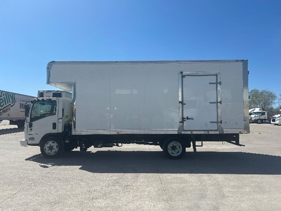 Medium Duty Box Truck-Light and Medium Duty Trucks-Isuzu-2020-NRR-Des Moines-IA-85,200\n\t\tmiles-$ 48,000 - Image 4