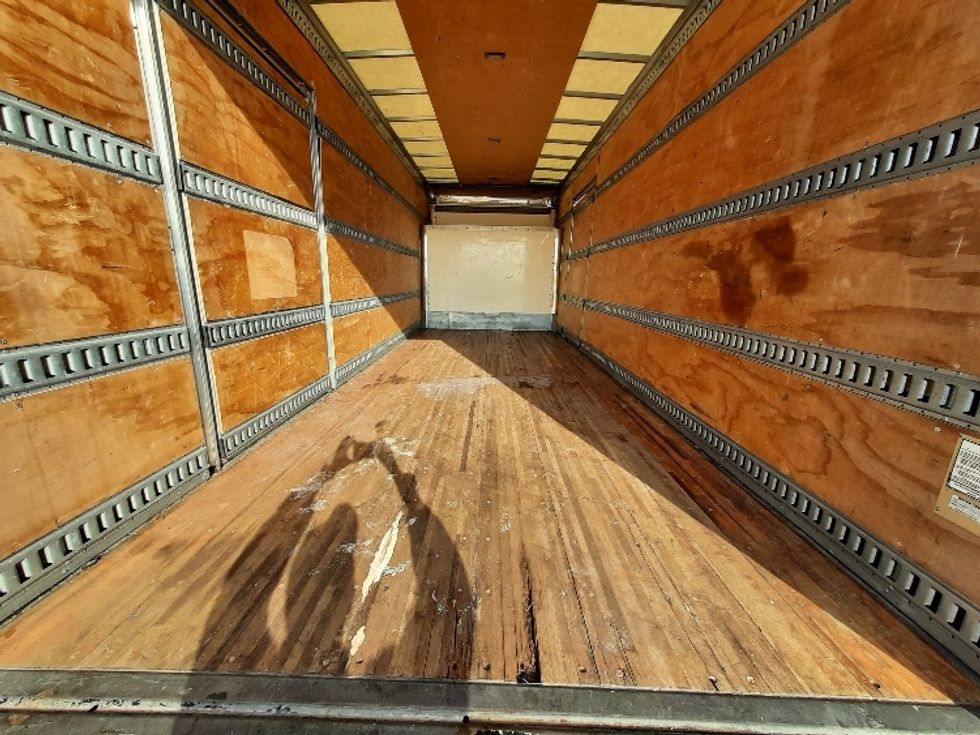 Medium Duty Box Truck-Light and Medium Duty Trucks-Isuzu-2020-NRR-Fort Worth-TX-106,728\n\t\tmiles-$ 45,500 - Image 10