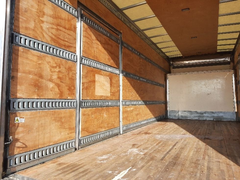 Medium Duty Box Truck-Light and Medium Duty Trucks-Isuzu-2020-NRR-Fort Worth-TX-106,728\n\t\tmiles-$ 45,500 - Image 11