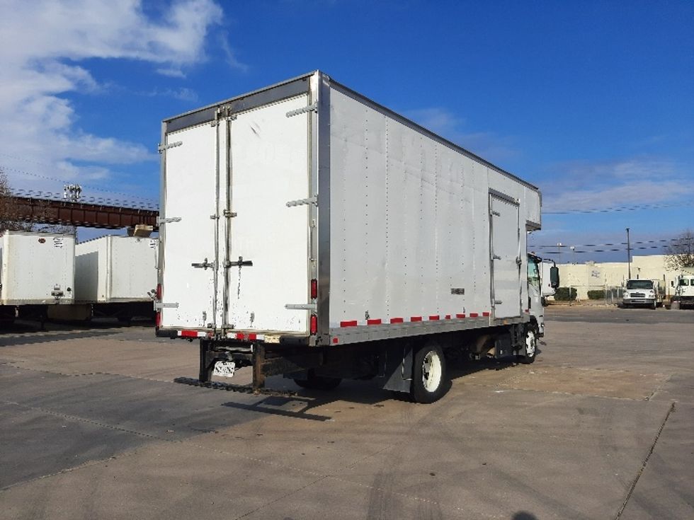Medium Duty Box Truck-Light and Medium Duty Trucks-Isuzu-2020-NRR-Fort Worth-TX-106,728\n\t\tmiles-$ 45,500 - Image 13