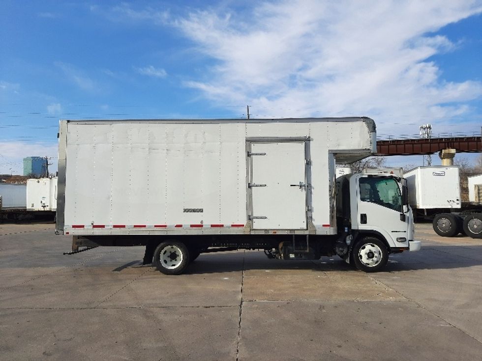 Medium Duty Box Truck-Light and Medium Duty Trucks-Isuzu-2020-NRR-Fort Worth-TX-106,728\n\t\tmiles-$ 45,500 - Image 15