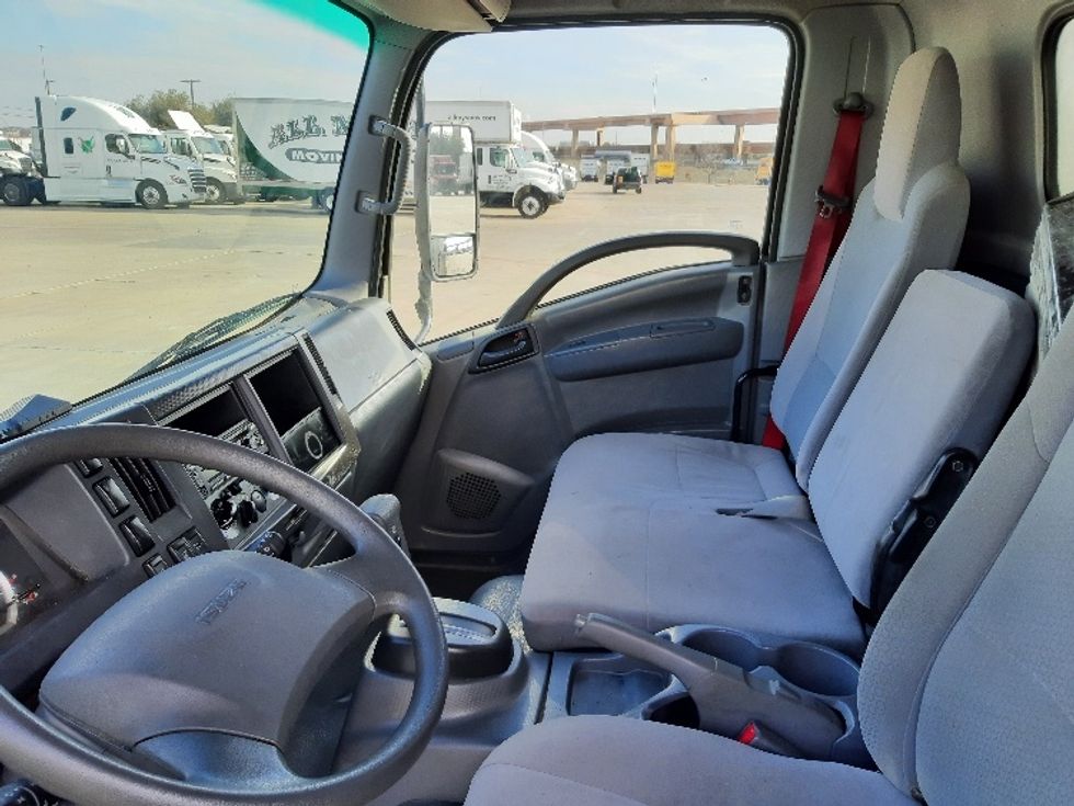 Medium Duty Box Truck-Light and Medium Duty Trucks-Isuzu-2020-NRR-Fort Worth-TX-106,728\n\t\tmiles-$ 45,500 - Image 19