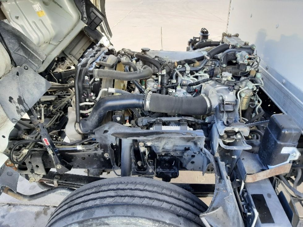 Medium Duty Box Truck-Light and Medium Duty Trucks-Isuzu-2020-NRR-Fort Worth-TX-106,728\n\t\tmiles-$ 45,500 - Image 24