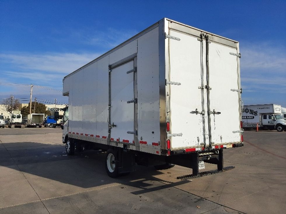 Medium Duty Box Truck-Light and Medium Duty Trucks-Isuzu-2020-NRR-Fort Worth-TX-106,728\n\t\tmiles-$ 45,500 - Image 6