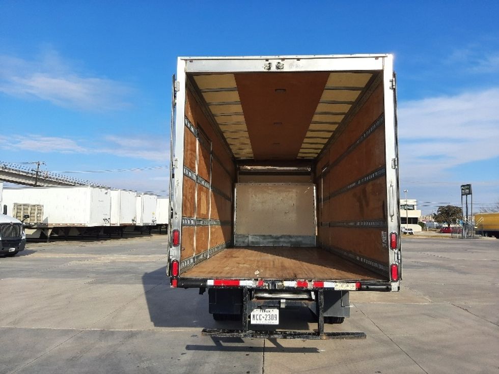 Medium Duty Box Truck-Light and Medium Duty Trucks-Isuzu-2020-NRR-Fort Worth-TX-106,728\n\t\tmiles-$ 45,500 - Image 8