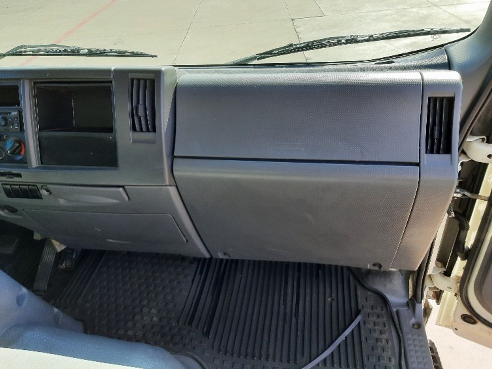 Medium Duty Box Truck-Light and Medium Duty Trucks-Isuzu-2020-NRR-Fort Worth-TX-97,928\n\t\tmiles-$ 50,500 - Image 21