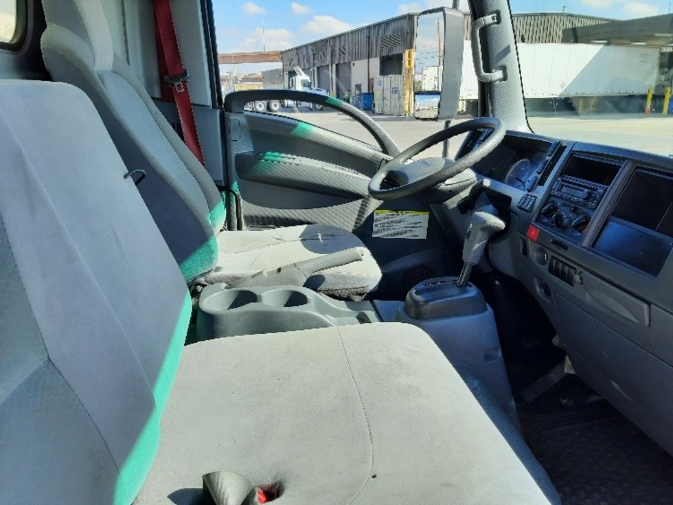 Medium Duty Box Truck-Light and Medium Duty Trucks-Isuzu-2020-NRR-Fort Worth-TX-97,928\n\t\tmiles-$ 50,500 - Image 22