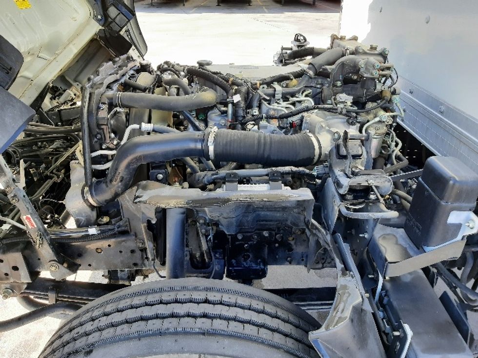 Medium Duty Box Truck-Light and Medium Duty Trucks-Isuzu-2020-NRR-Fort Worth-TX-97,928\n\t\tmiles-$ 50,500 - Image 24