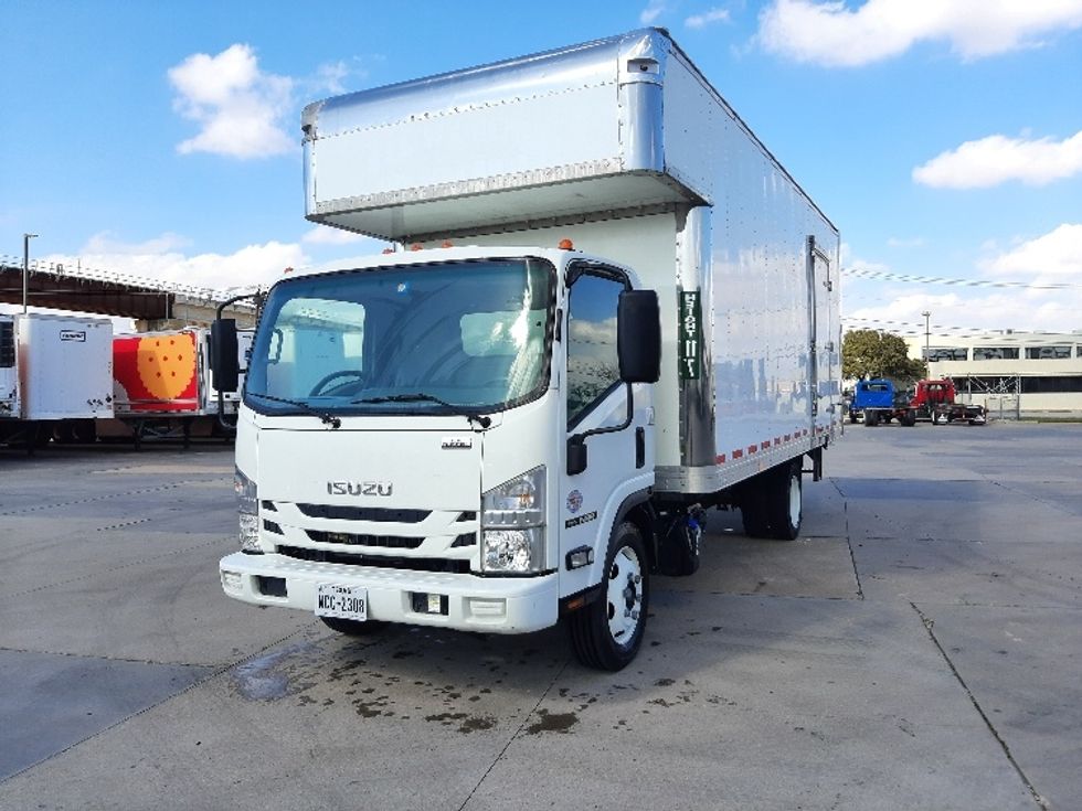 Medium Duty Box Truck-Light and Medium Duty Trucks-Isuzu-2020-NRR-Fort Worth-TX-97,928\n\t\tmiles-$ 50,500 - Image 3