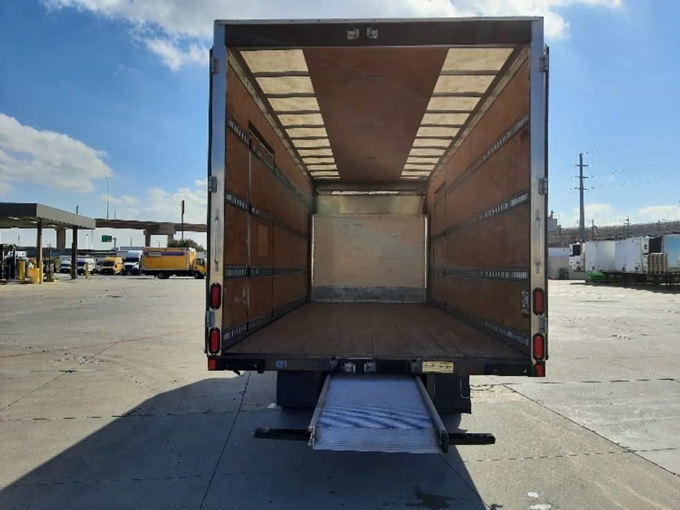 Medium Duty Box Truck-Light and Medium Duty Trucks-Isuzu-2020-NRR-Fort Worth-TX-97,928\n\t\tmiles-$ 50,500 - Image 9