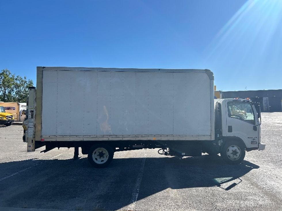 Medium Duty Box Truck-Light and Medium Duty Trucks-Isuzu-2020-NRR-Fredonia-NY-112,765\n\t\tmiles-$ 42,500 - Image 15