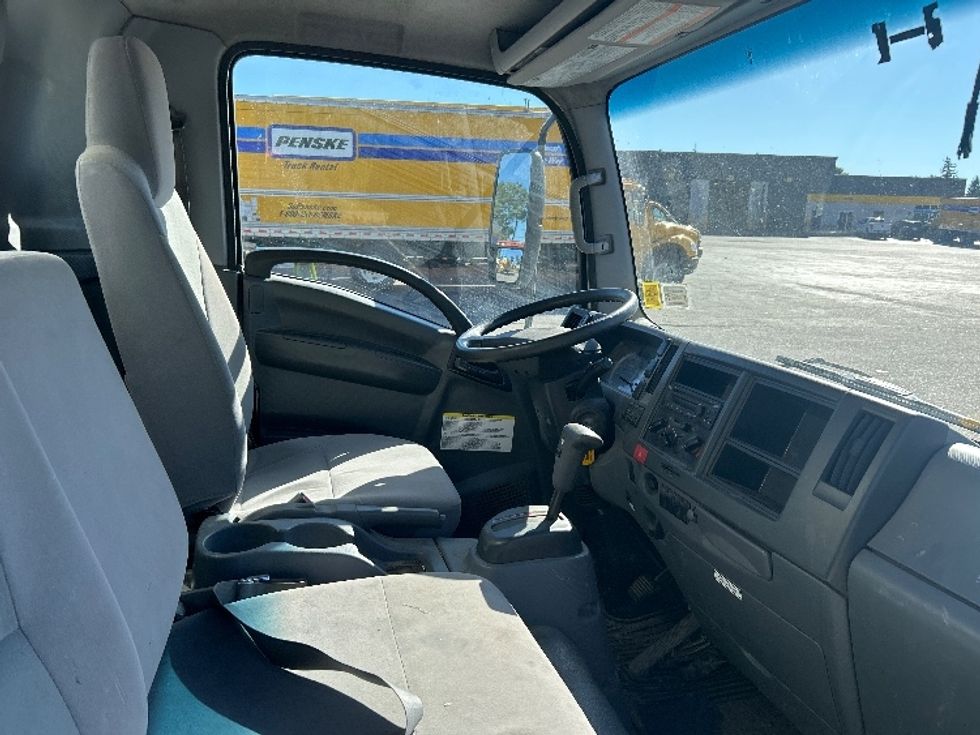 Medium Duty Box Truck-Light and Medium Duty Trucks-Isuzu-2020-NRR-Fredonia-NY-112,765\n\t\tmiles-$ 42,500 - Image 22