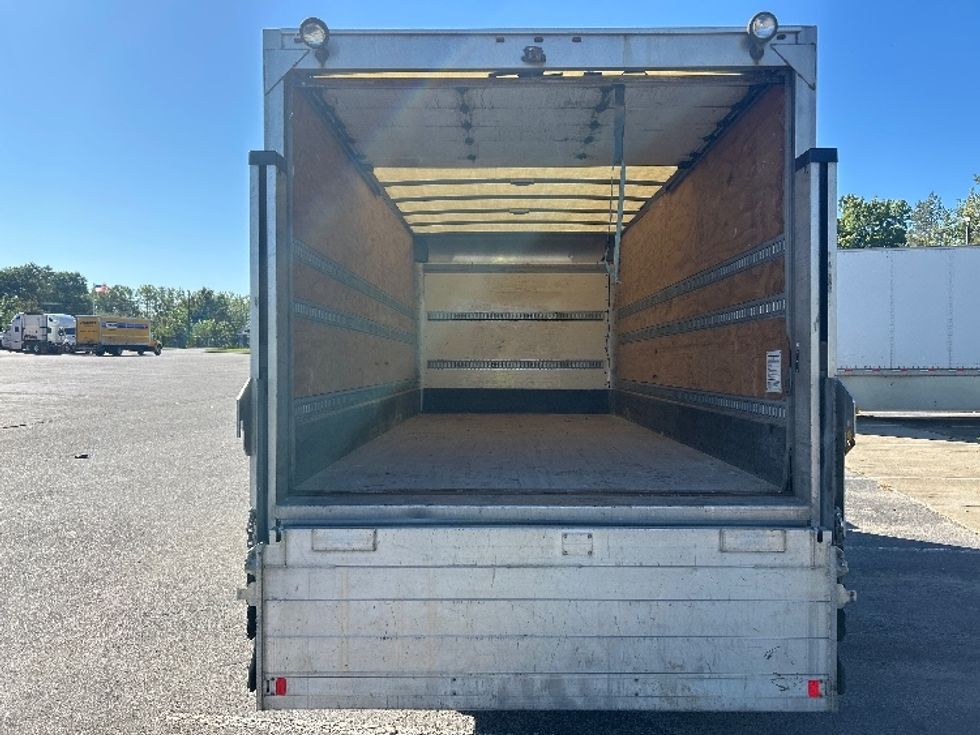 Medium Duty Box Truck-Light and Medium Duty Trucks-Isuzu-2020-NRR-Fredonia-NY-112,765\n\t\tmiles-$ 42,500 - Image 8