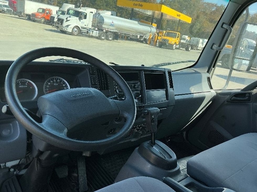 Medium Duty Box Truck-Light and Medium Duty Trucks-Isuzu-2020-NRR-Garden City-GA-142,942\n\t\tmiles-$ 43,250 - Image 18