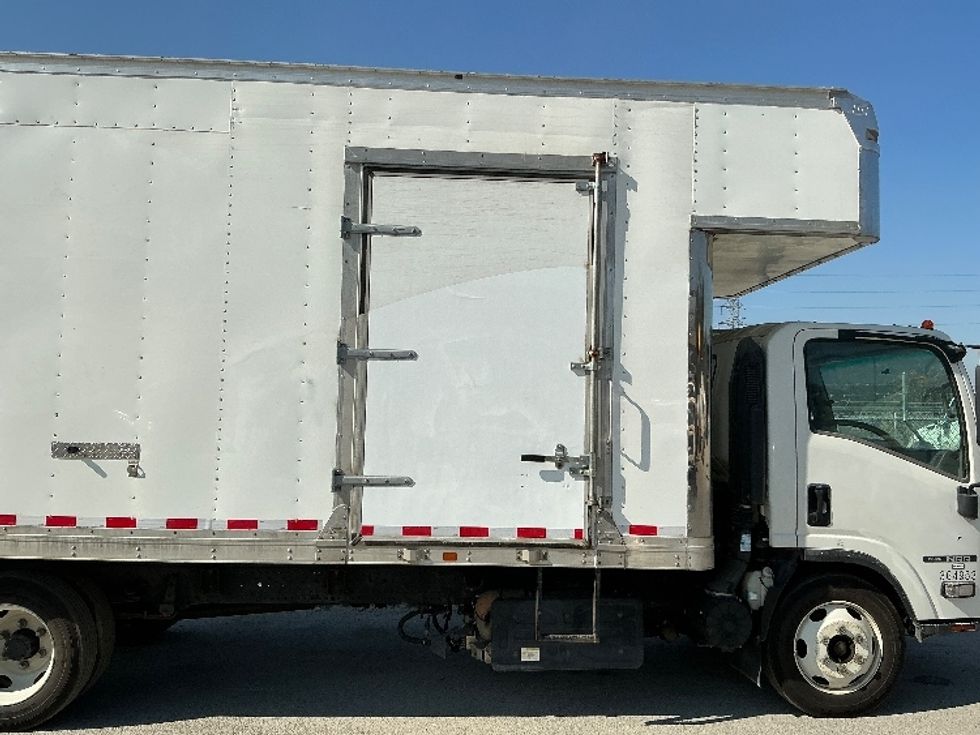 Medium Duty Box Truck-Light and Medium Duty Trucks-Isuzu-2020-NRR-Garden City-GA-142,942\n\t\tmiles-$ 43,250 - Image 27