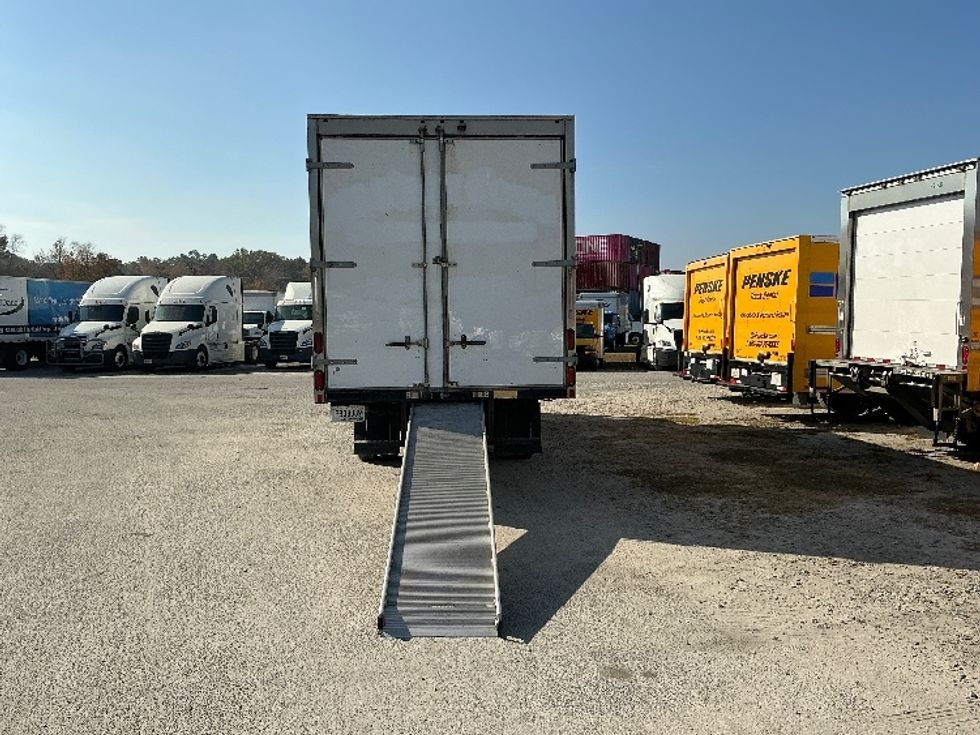 Medium Duty Box Truck-Light and Medium Duty Trucks-Isuzu-2020-NRR-Garden City-GA-142,942\n\t\tmiles-$ 43,250 - Image 9