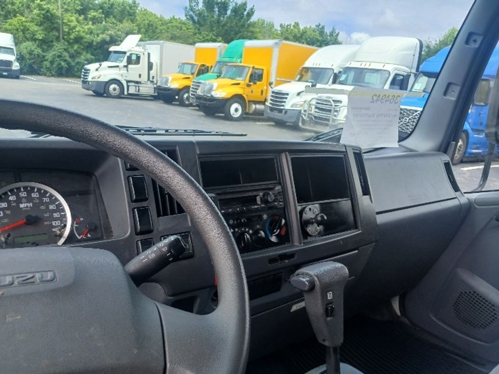 Medium Duty Box Truck-Light and Medium Duty Trucks-Isuzu-2020-NRR-Greensboro-NC-150,021\n\t\tmiles-$ 37,250 - Image 17