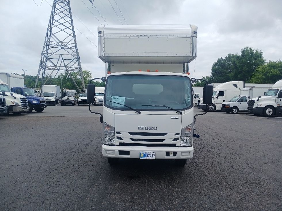 Medium Duty Box Truck-Light and Medium Duty Trucks-Isuzu-2020-NRR-Greensboro-NC-150,021\n\t\tmiles-$ 37,250 - Image 2