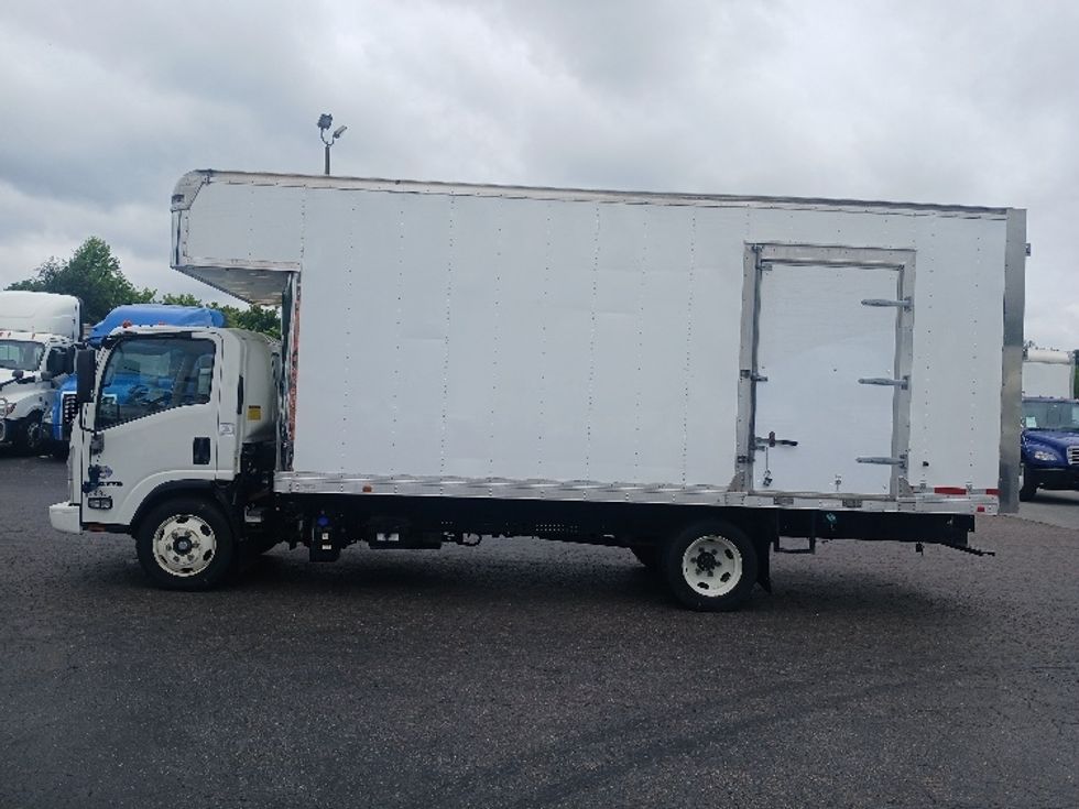 Medium Duty Box Truck-Light and Medium Duty Trucks-Isuzu-2020-NRR-Greensboro-NC-150,021\n\t\tmiles-$ 37,250 - Image 4