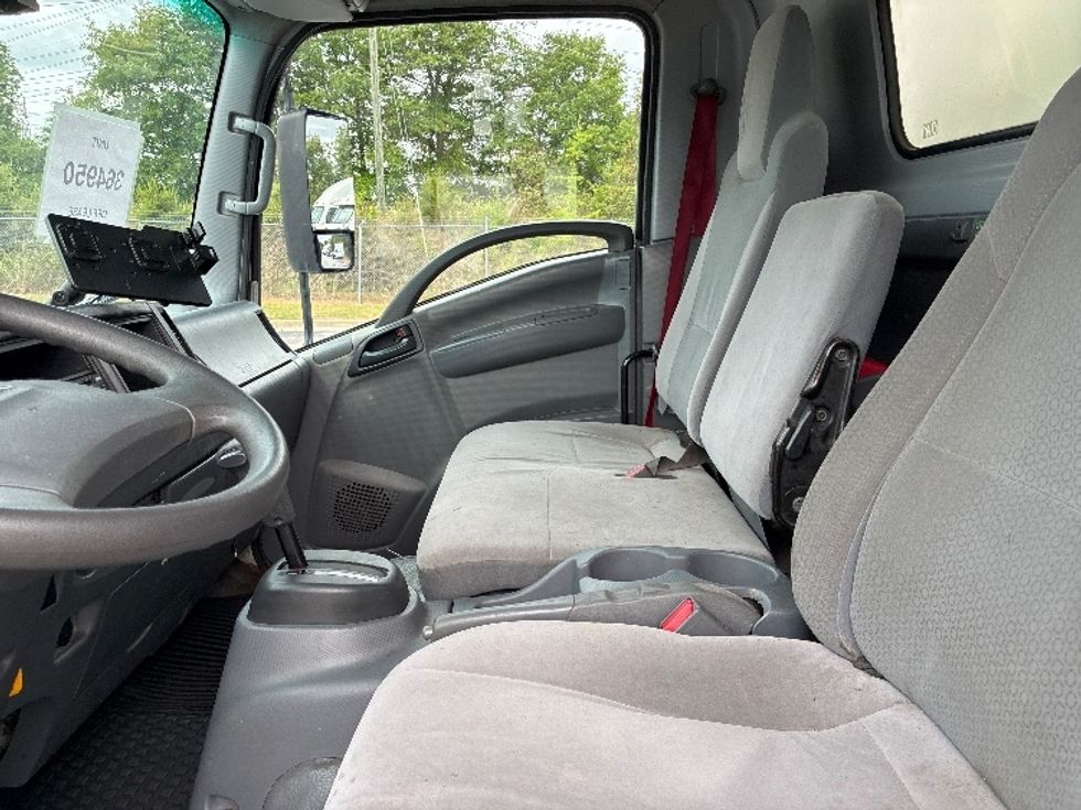 Medium Duty Box Truck-Light and Medium Duty Trucks-Isuzu-2020-NRR-Greenville-SC-106,133\n\t\tmiles-$ 45,500 - Image 19