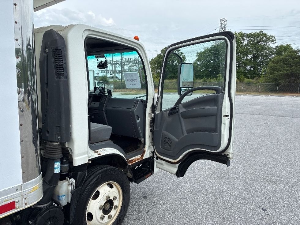 Medium Duty Box Truck-Light and Medium Duty Trucks-Isuzu-2020-NRR-Greenville-SC-106,133\n\t\tmiles-$ 45,500 - Image 20