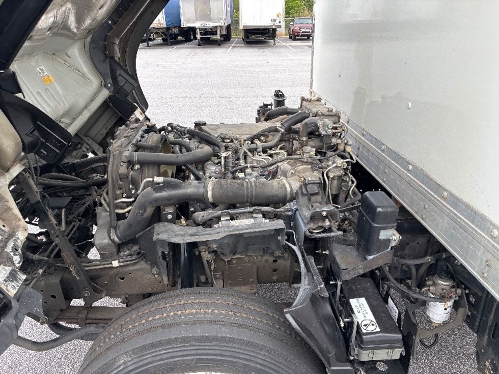 Medium Duty Box Truck-Light and Medium Duty Trucks-Isuzu-2020-NRR-Greenville-SC-106,133\n\t\tmiles-$ 45,500 - Image 24