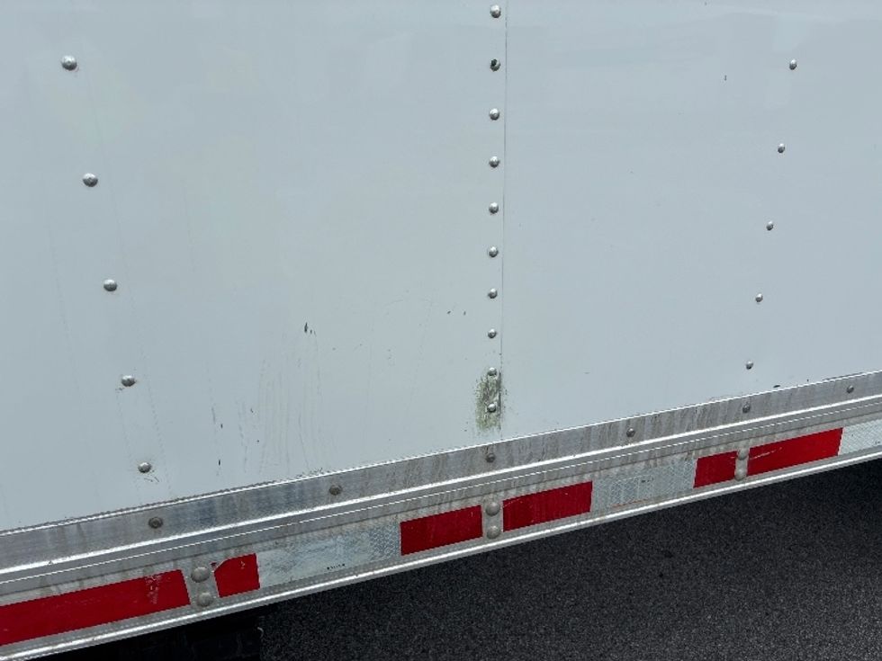 Medium Duty Box Truck-Light and Medium Duty Trucks-Isuzu-2020-NRR-Greenville-SC-106,133\n\t\tmiles-$ 45,500 - Image 28