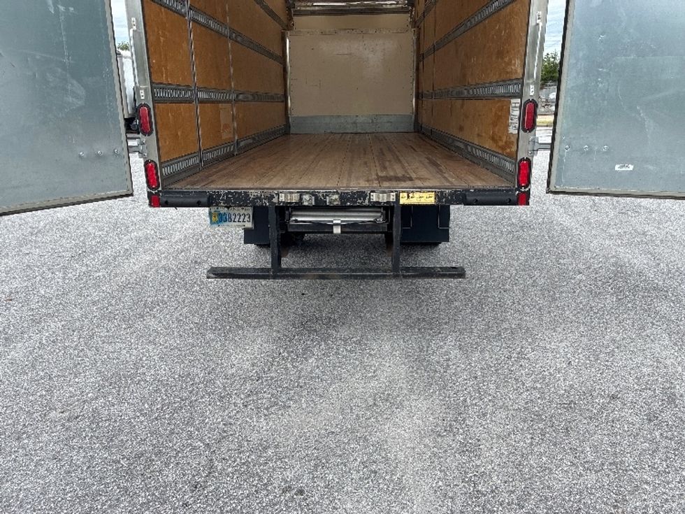 Medium Duty Box Truck-Light and Medium Duty Trucks-Isuzu-2020-NRR-Greenville-SC-106,133\n\t\tmiles-$ 45,500 - Image 9