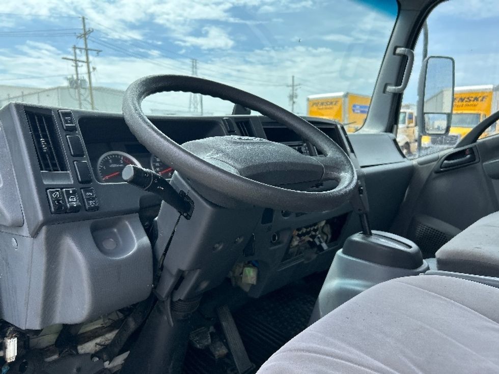 Medium Duty Box Truck-Light and Medium Duty Trucks-Isuzu-2020-NRR-Hammond-LA-107,196\n\t\tmiles-$ 45,500 - Image 16
