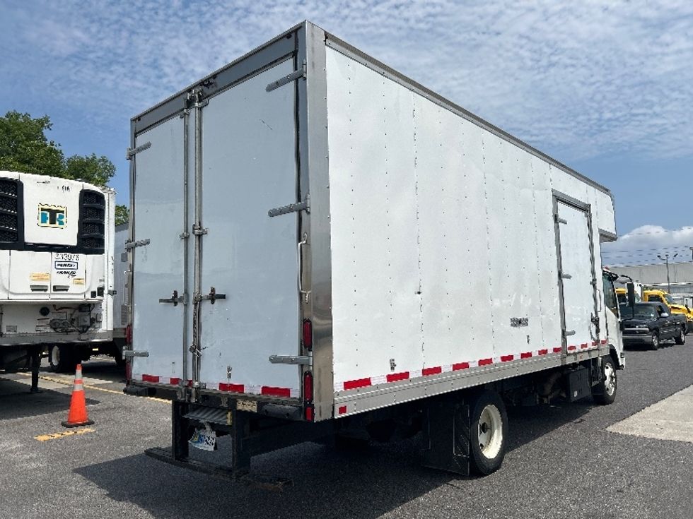 Medium Duty Box Truck-Light and Medium Duty Trucks-Isuzu-2020-NRR-Harahan-LA-114,119\n\t\tmiles-$ 42,750 - Image 12