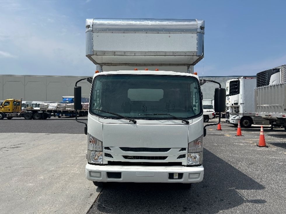 Medium Duty Box Truck-Light and Medium Duty Trucks-Isuzu-2020-NRR-Harahan-LA-114,119\n\t\tmiles-$ 42,750 - Image 2