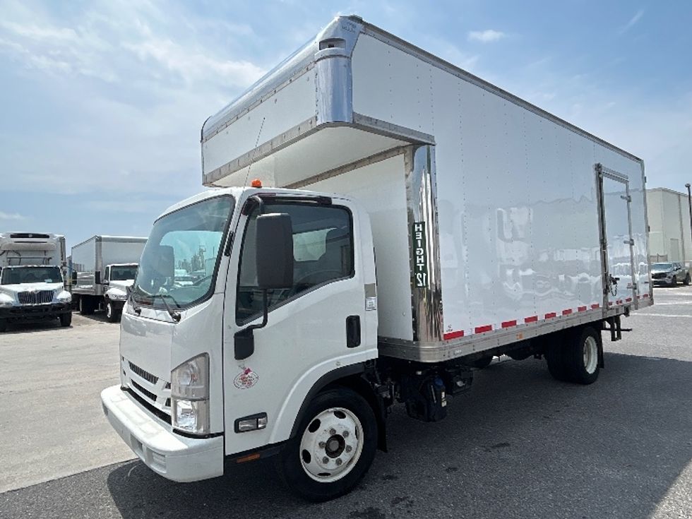 Medium Duty Box Truck-Light and Medium Duty Trucks-Isuzu-2020-NRR-Harahan-LA-114,119\n\t\tmiles-$ 42,750 - Image 3