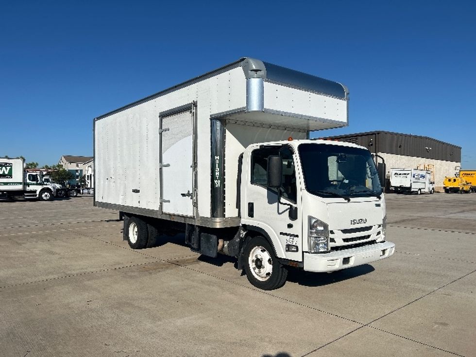 Medium Duty Box Truck-Light and Medium Duty Trucks-Isuzu-2020-NRR-Houston-TX-90,461\n\t\tmiles-$ 47,000 - Image 1