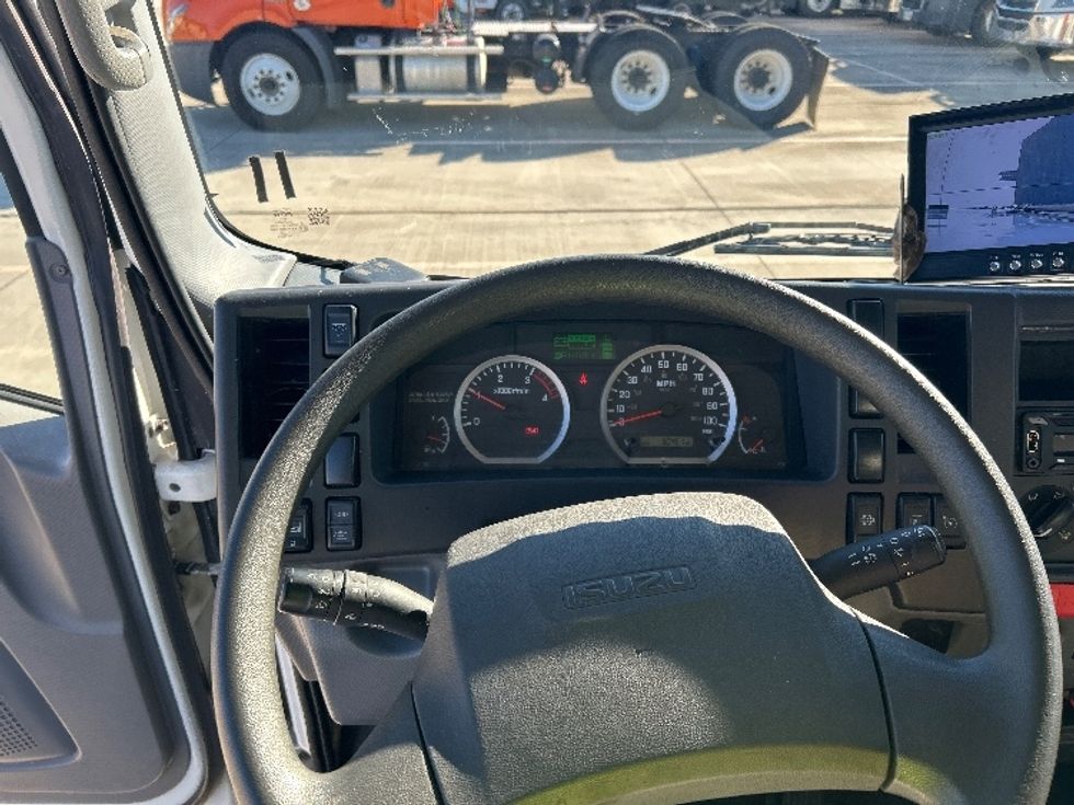 Medium Duty Box Truck-Light and Medium Duty Trucks-Isuzu-2020-NRR-Houston-TX-90,461\n\t\tmiles-$ 47,000 - Image 17